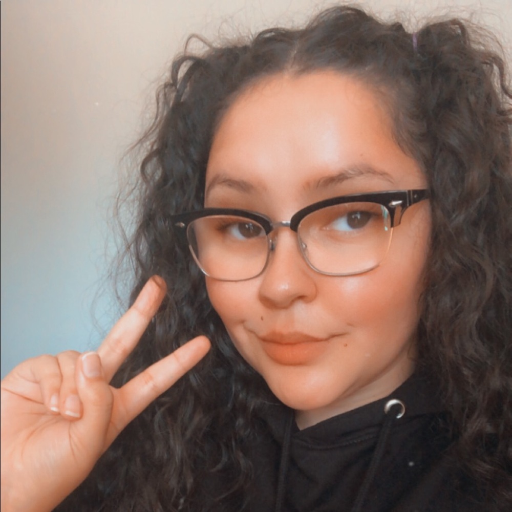 Meet your Posher, Blanca
